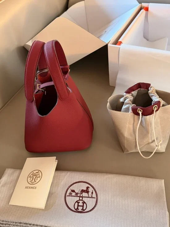 Luxury Rouge H Clemence Picotin Lock 18 Gold Hardware Bag - Picture 9 of 9